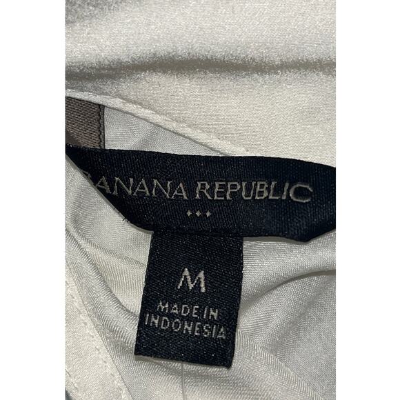 Banana Republic Mock Neck Open Back Top Blouse - Cream - Size: M -Excellent - Picture 4 of 10